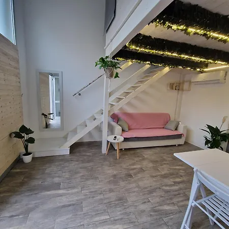 Montale Apartment *